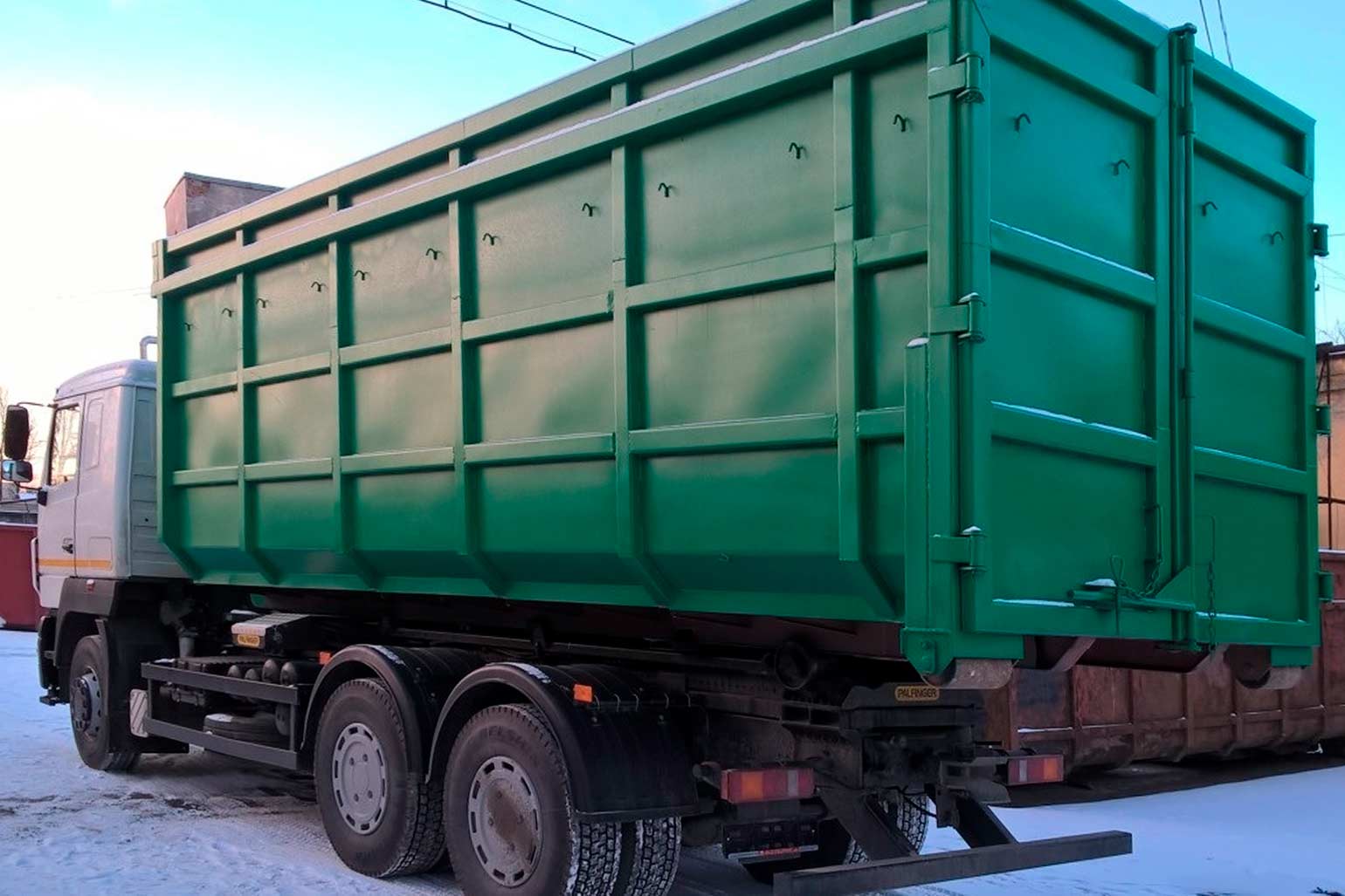 вывоз мусора - контейнер